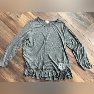 Women’s large gray long sleeve ruffle top. Has initials KEH🩶